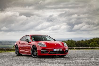 2021 Porsche Panamera GTS 46