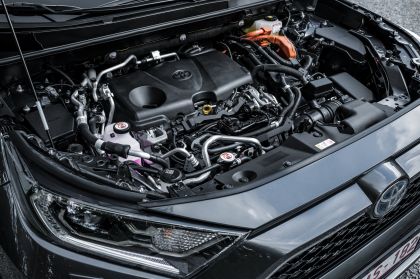 2020 Toyota RAV4 Plug-in Hybrid 100
