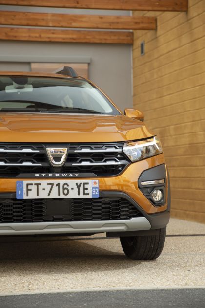 2021 Dacia Sandero Stepway 72