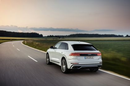 2021 Audi Q8 60 TFSI e quattro 6