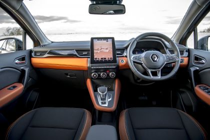 2021 Renault Captur E-Tech Plug-in Hybrid - UK version 9