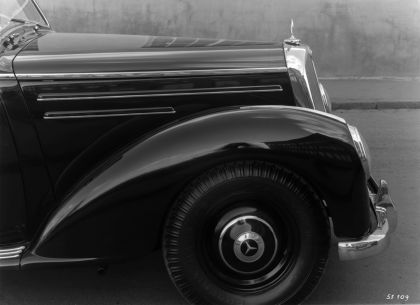 1951 Mercedes-Benz 220 ( W187 ) 6