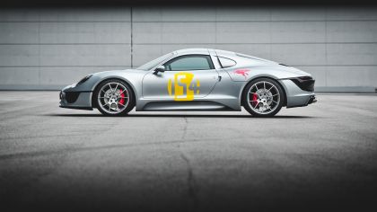 2016 Porsche Le Mans Living Legend 4