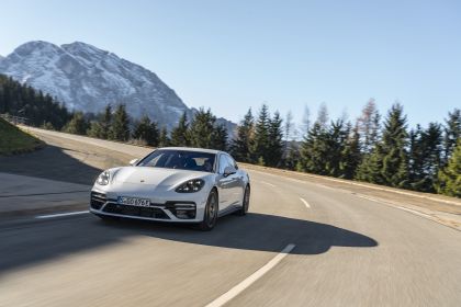 2021 Porsche Panamera Turbo S E-Hybrid 27