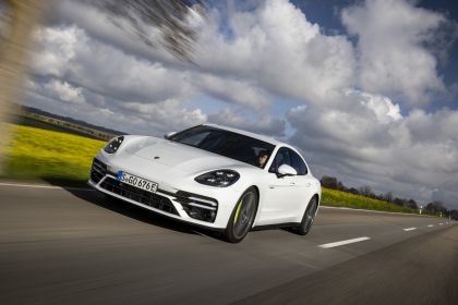 2021 Porsche Panamera Turbo S E-Hybrid 31