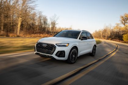 2021 Audi SQ5 - USA version 3