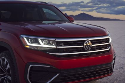 2021 Volkswagen Atlas Cross Sport SEL 4Motion 18