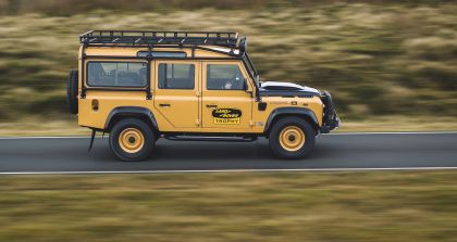 2021 Land Rover Defender Works V8 Trophy 10