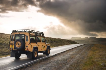 2021 Land Rover Defender Works V8 Trophy 12