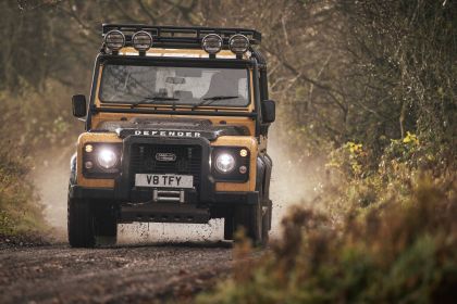 2021 Land Rover Defender Works V8 Trophy 15