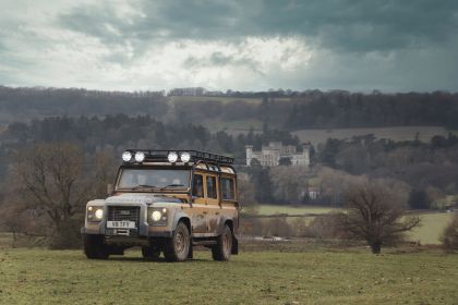 2021 Land Rover Defender Works V8 Trophy 28