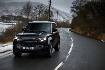 2022 Land Rover Defender 90 V8 21