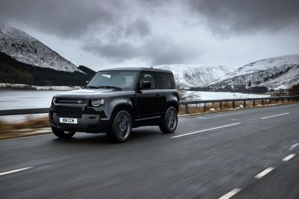 2022 Land Rover Defender 90 V8 23