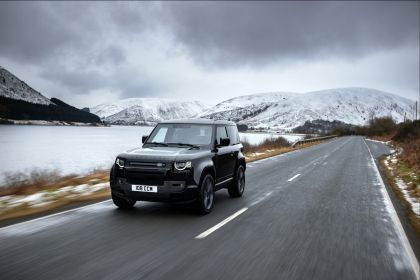 2022 Land Rover Defender 90 V8 24