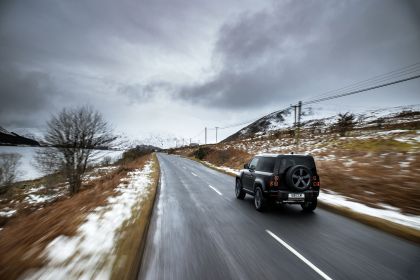 2022 Land Rover Defender 90 V8 27