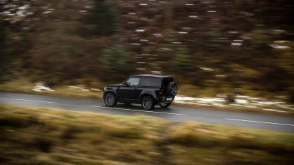 2022 Land Rover Defender 90 V8 34