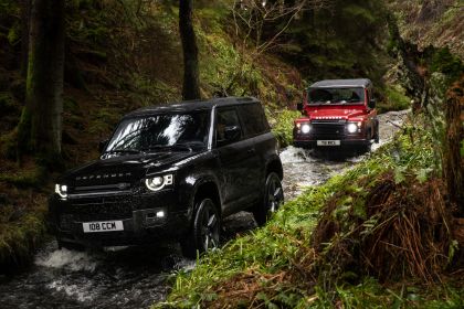 2022 Land Rover Defender 90 V8 47