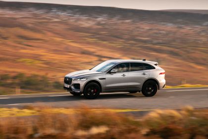 2021 Jaguar F-Pace P400 MHEV R-Dynamic SE 1