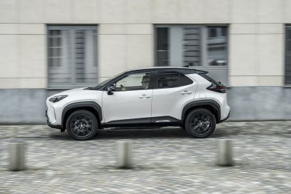 2021 Toyota Yaris Cross Adventure 26