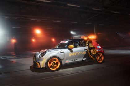 2021 Mini Electric Pacesetter 11