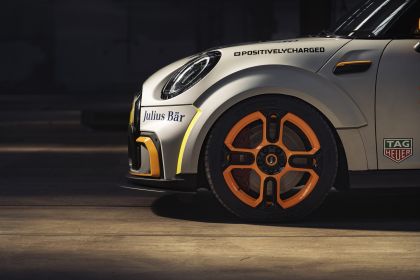 2021 Mini Electric Pacesetter 33