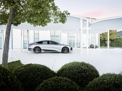 2021 Audi A6 e-tron concept 23