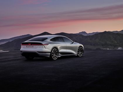 2021 Audi A6 e-tron concept 44