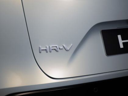 2021 Honda HR-V eHEV 9