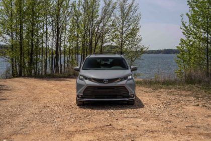 2022 Toyota Sienna Woodland Special Edition 7