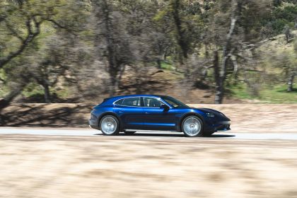 2021 Porsche Taycan Turbo Cross Turismo 32