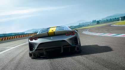 2021 Ferrari 812 Competizione 3