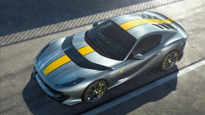 2021 Ferrari 812 Competizione 4