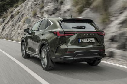 2022 Lexus NX 350h 43