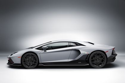 2022 Lamborghini Aventador LP780-4 Ultimae 2