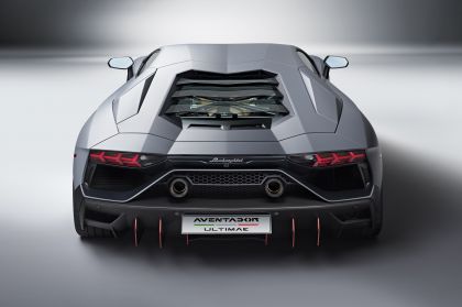 2022 Lamborghini Aventador LP780-4 Ultimae 5