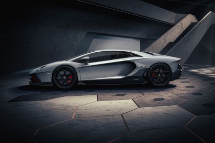 2022 Lamborghini Aventador LP780-4 Ultimae 6