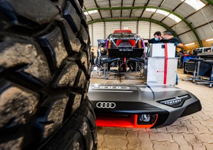 2022 Audi RS Q e-tron Dakar Rally 37