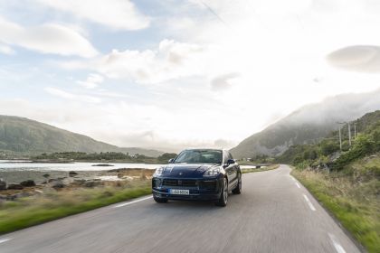 2022 Porsche Macan 73