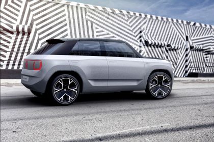 2021 Volkswagen ID. Life concept 18