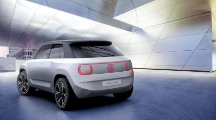 2021 Volkswagen ID. Life concept 21