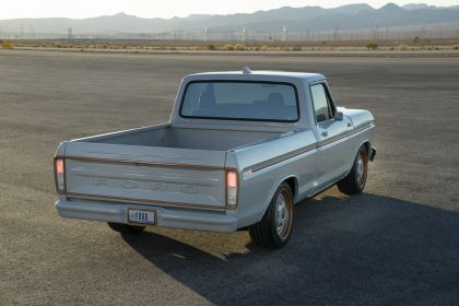 2021 Ford F-100 Eluminator concept 3