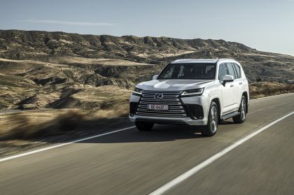 2021 Lexus LX 500D 8