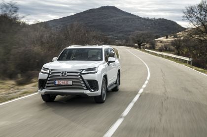 2021 Lexus LX 500D 34