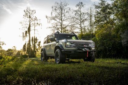 2022 Ford Bronco Everglades Edition 2