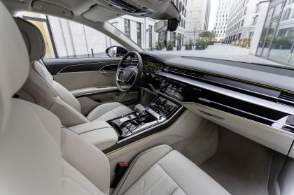 2022 Audi A8 L TFSI e 20