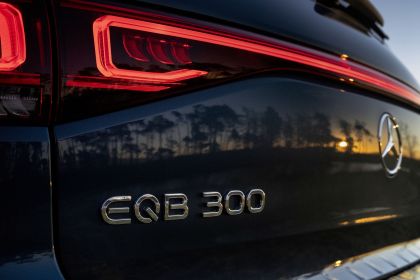 2022 Mercedes-Benz EQB 300 4Matic - UK version 41
