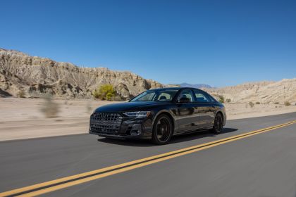 2022 Audi S8 - USA version 5