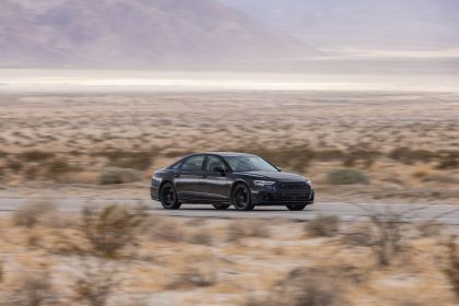 2022 Audi S8 - USA version 18