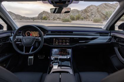 2022 Audi S8 - USA version 63