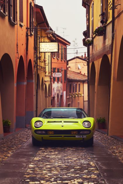 1969 Lamborghini Miura P400 S 2